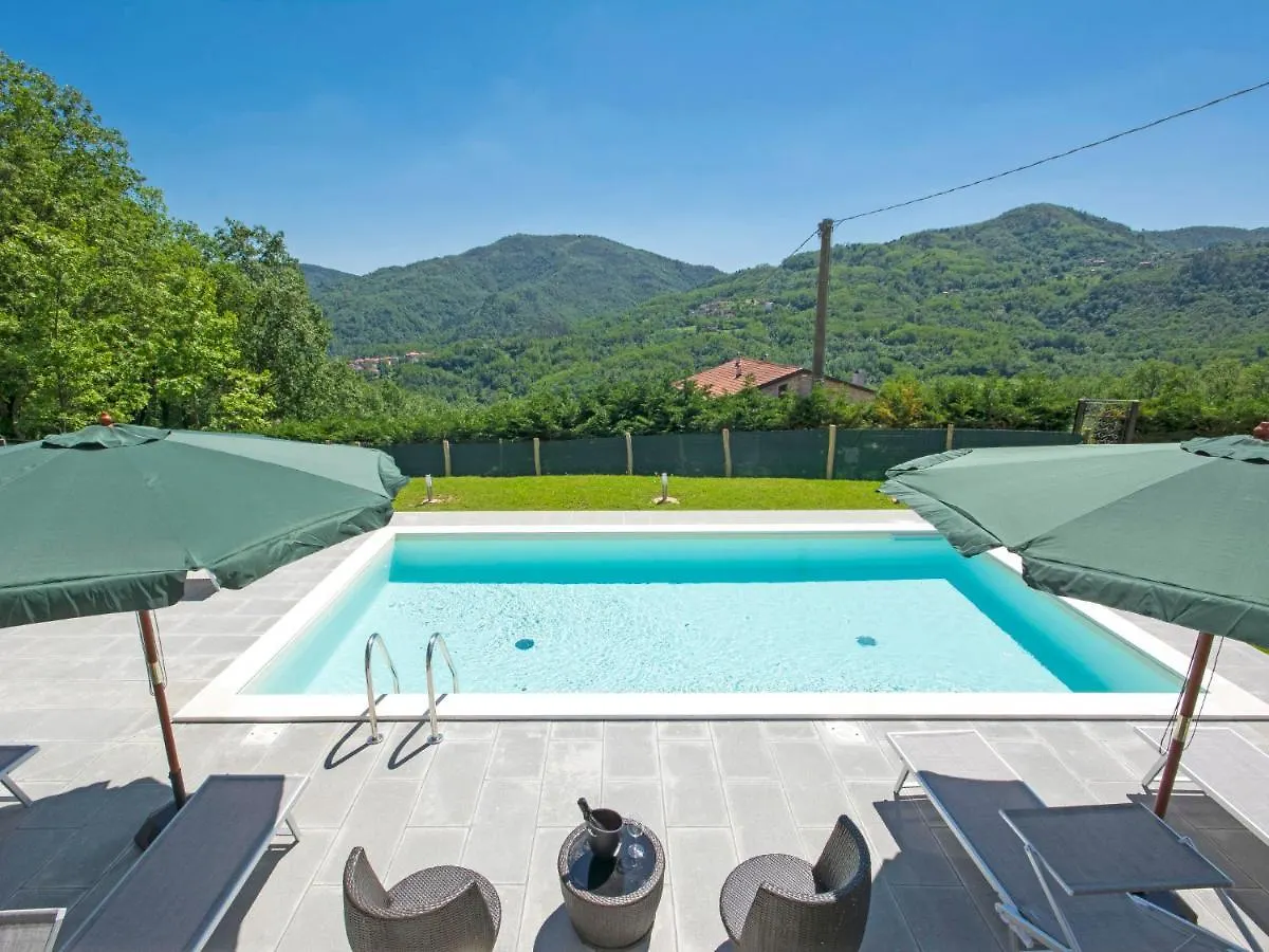 Holiday Home Castello Della Mugazzengru Coronata By Interhome Tresana Italië