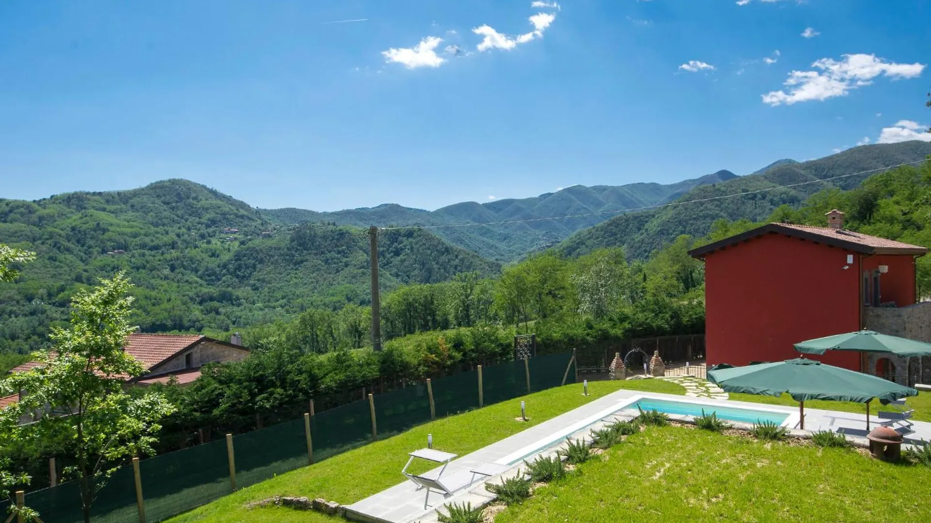 Holiday Home Castello Della Mugazzengru Coronata By Interhome Tresana